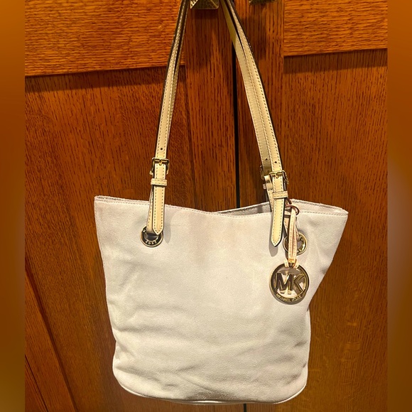 💛Michael Kors 💛 Jet Set Grab Bag Tote Bag Purse w/ Gold Logo Hang Tag 🤎 - Picture 1 of 12